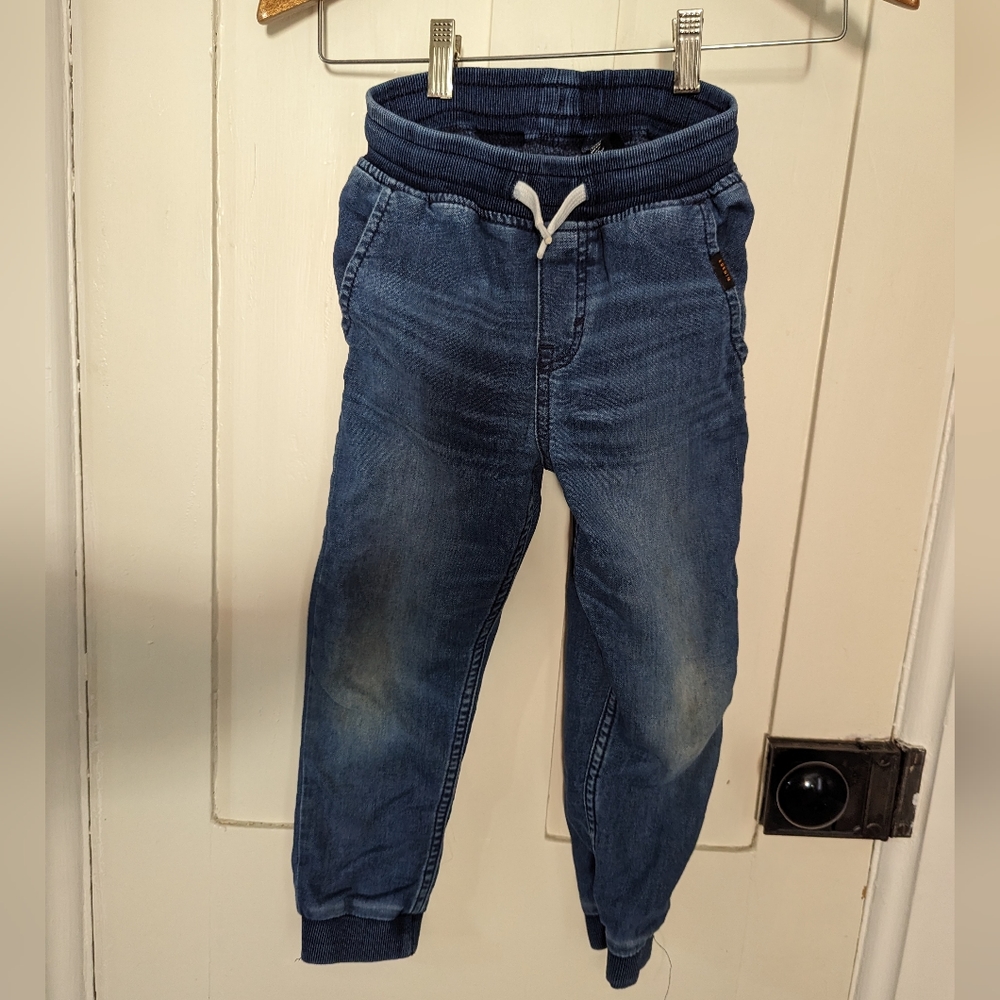 H&M comfy jeans sz 6